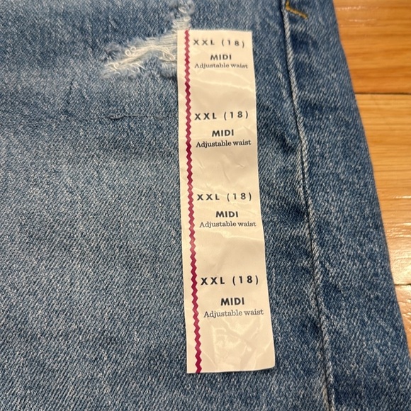 NWT Cat & Jack midi adjustable waist shorts size XXL(18). - Picture 2 of 7